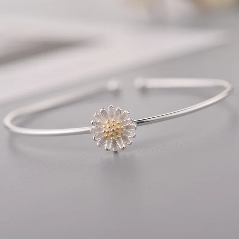 Luna Daisy Silver Bracelet