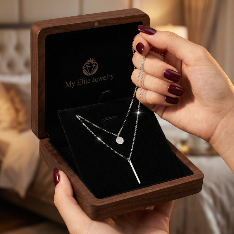 Luna Square & Circle Zircon Necklace