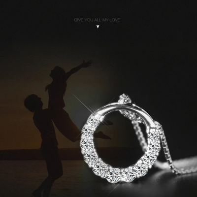 Timeless Round Glow Pendant