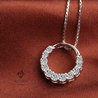 Timeless Round Glow Pendant