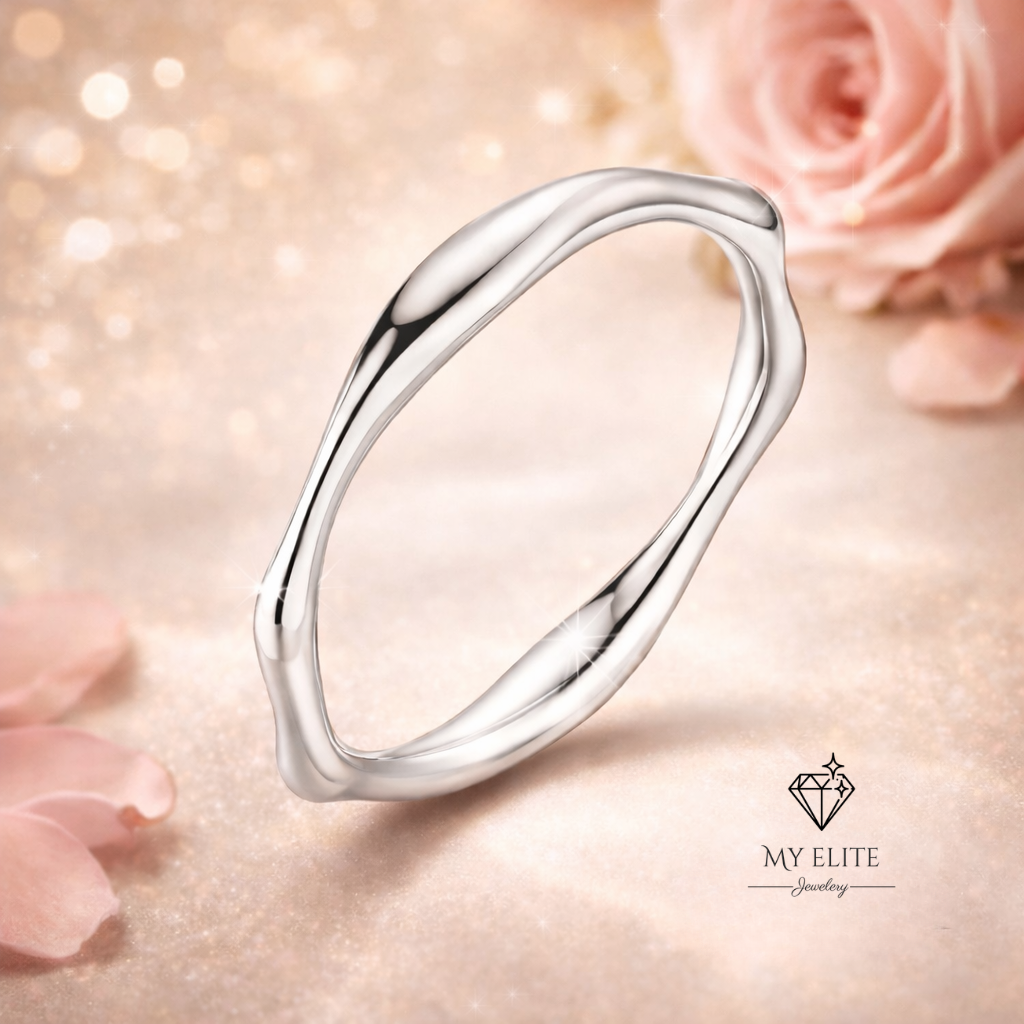 Timeless Plain Silver Ring