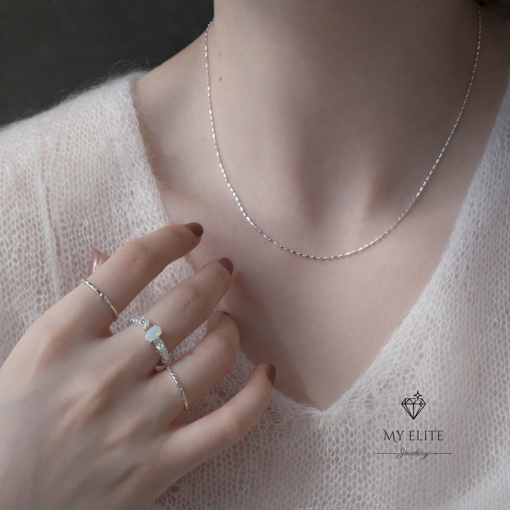 Winter Elegance Choker