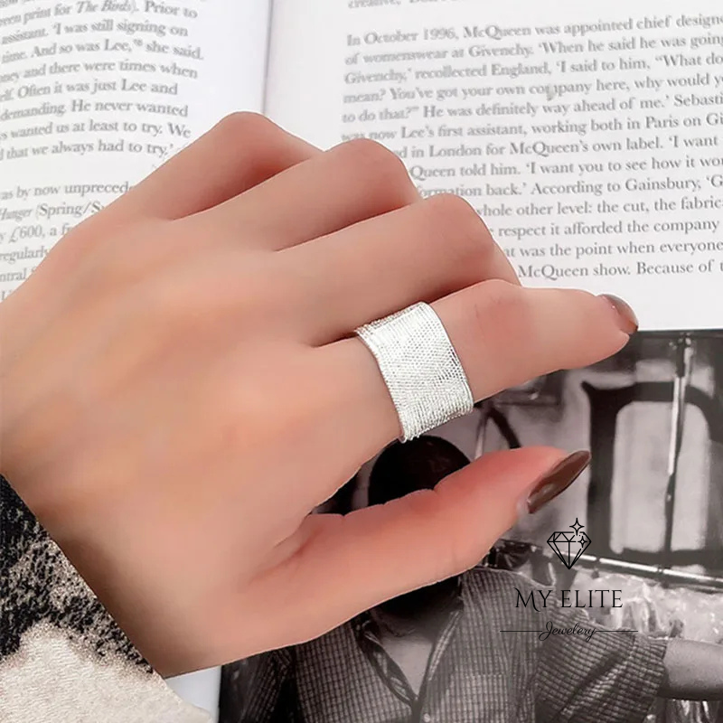 Textured Majesty 925 Ring