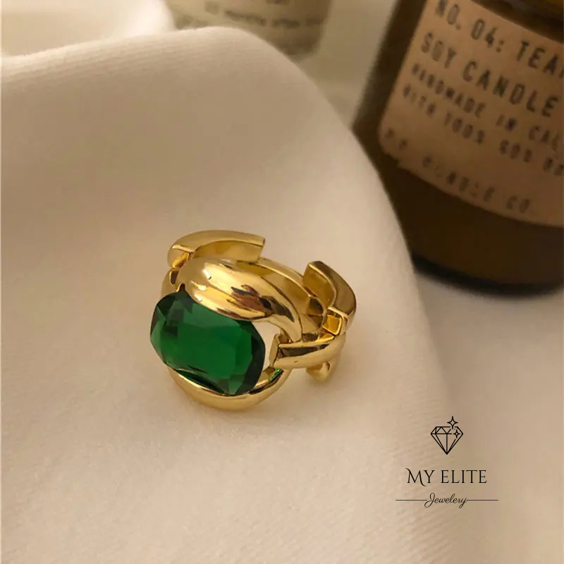 Emerald Glow 925 Ring